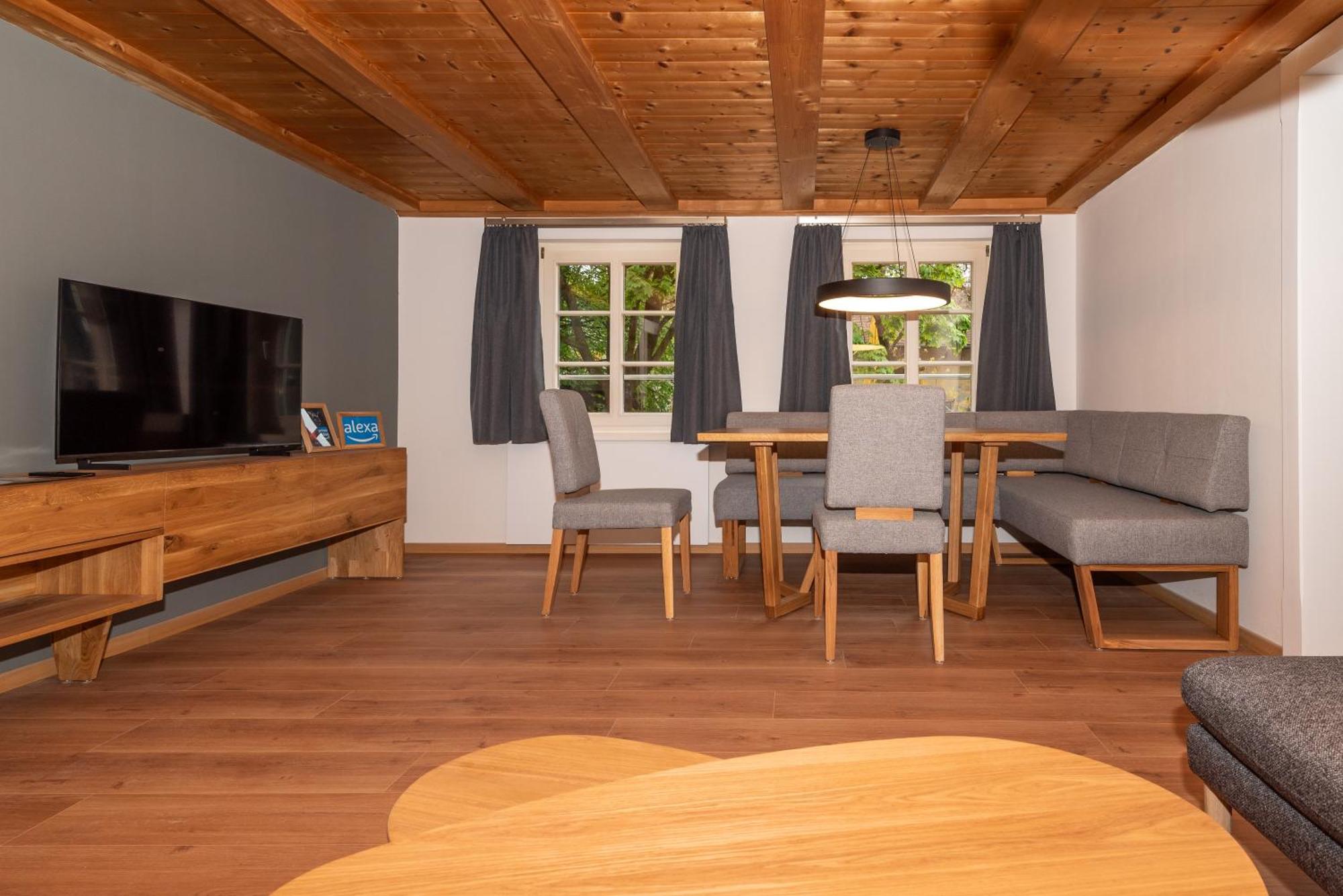 Crimson Cottage Apartments Dornbirn Exteriér fotografie