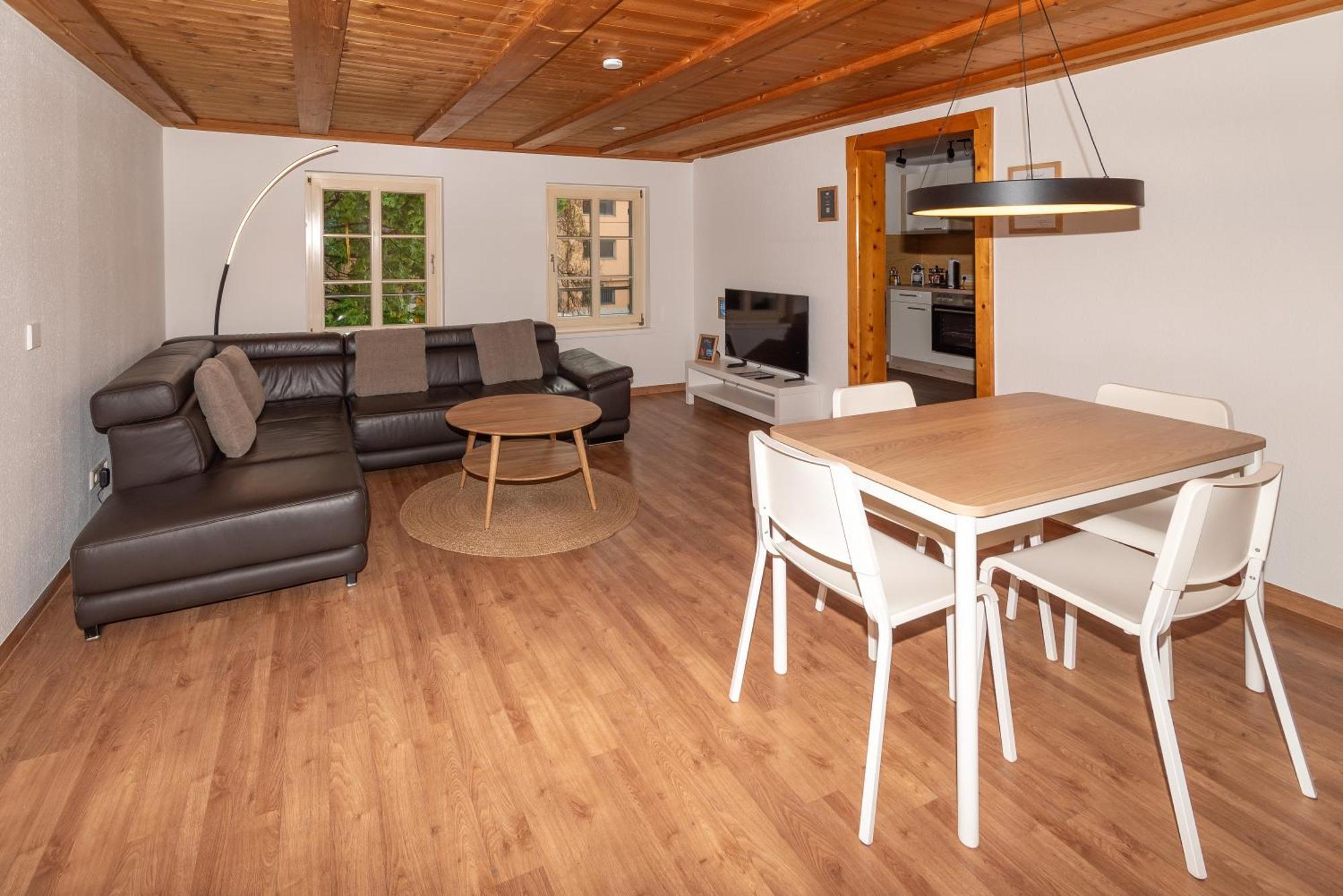 Crimson Cottage Apartments Dornbirn Exteriér fotografie