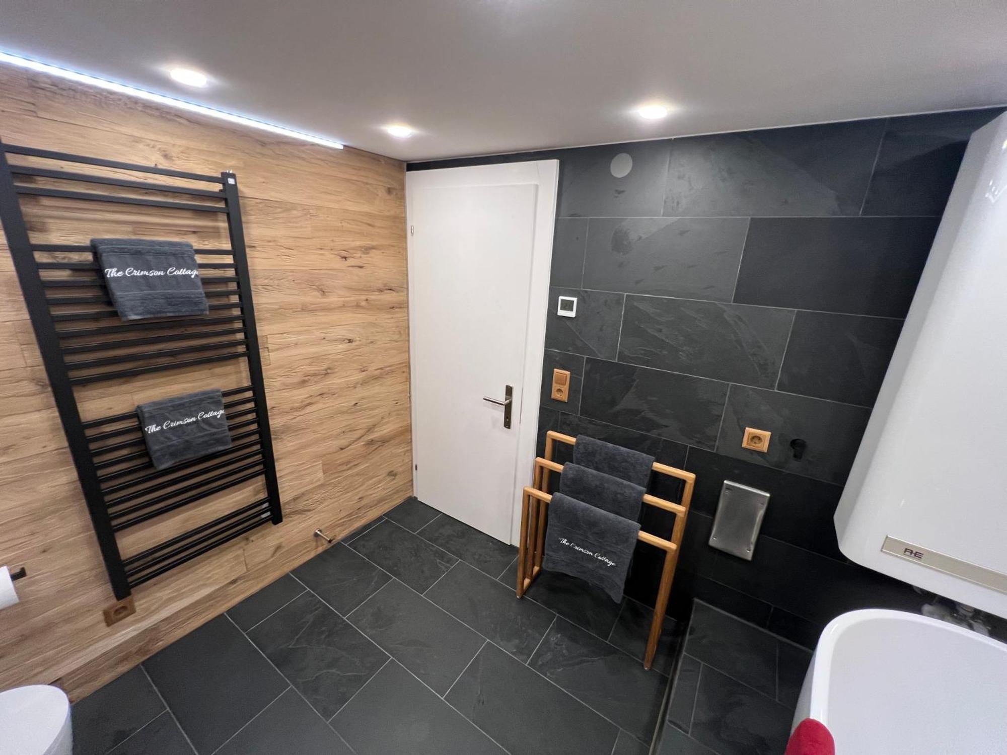 Crimson Cottage Apartments Dornbirn Exteriér fotografie